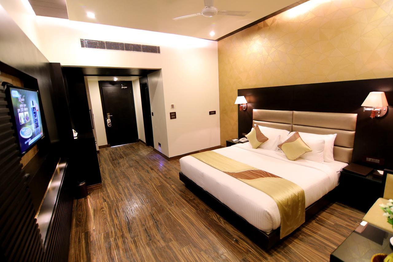 Hotel Grand Orchid Haridwār Extérieur photo