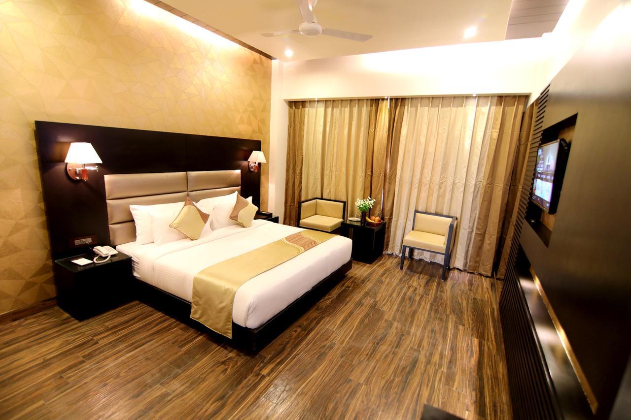 Hotel Grand Orchid Haridwār Extérieur photo